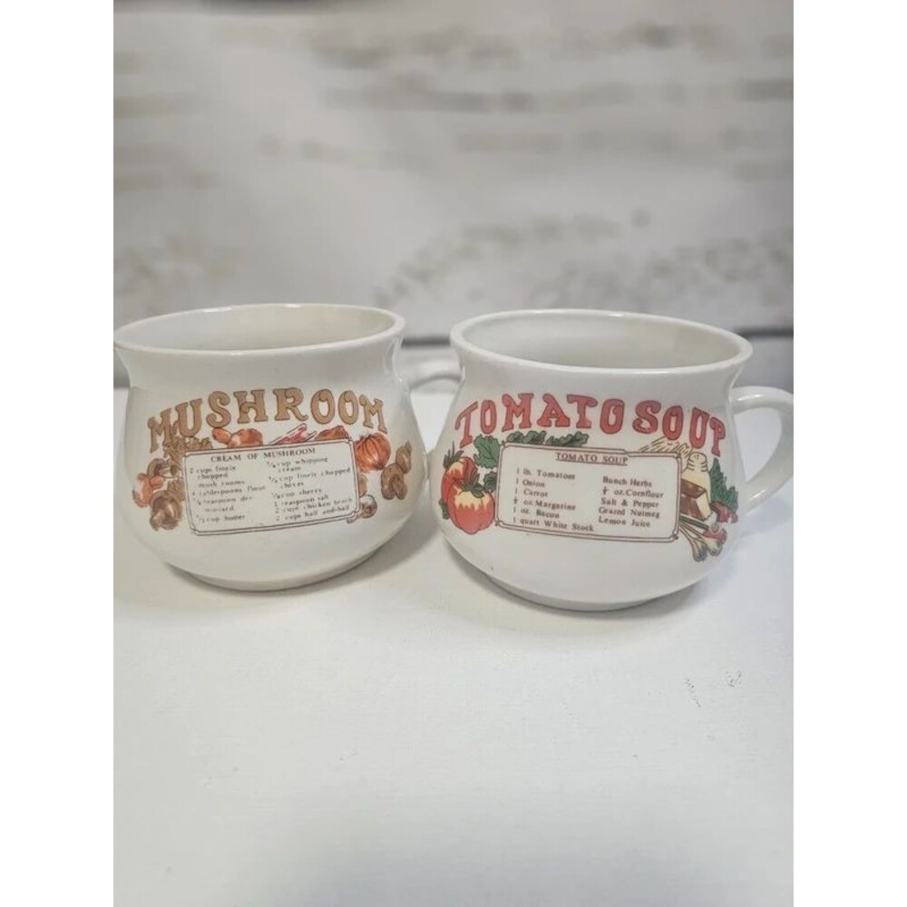 Vintage 70s Tomato Mushroom Recipe Soup Mugs Retro Cottagecore Set of 2